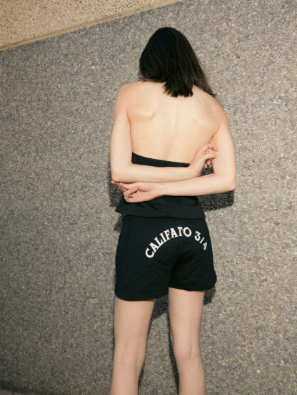 SHORTS NEGROS CALIFATO ¾ - Imagen 5